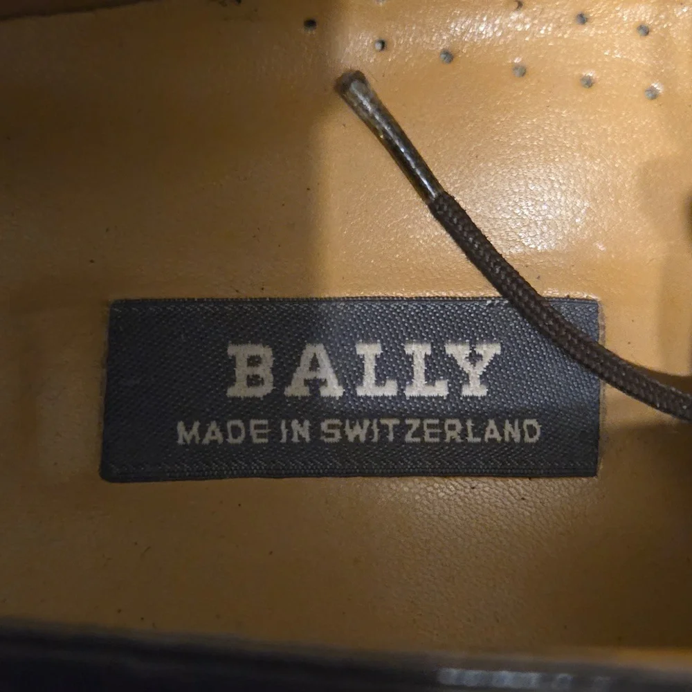 Bally sophisticated dark